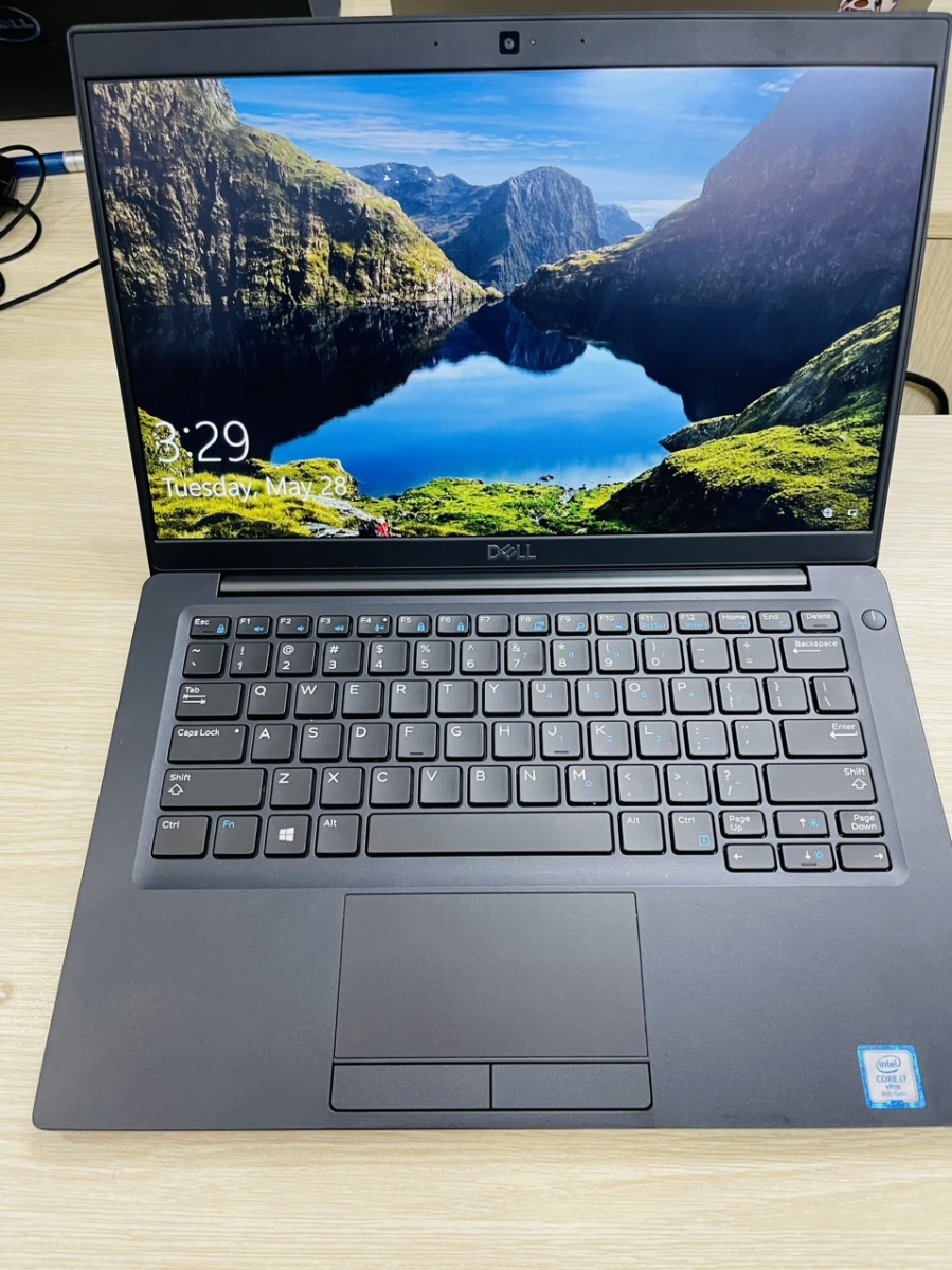 dell e7390 cam ứng i7 giá rẻ